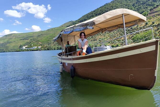 DOURO VALLEY & AMARANTE: Private Tour, Wine Tour and Cruise - Leaving Porto for Amarante