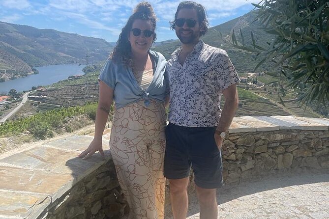Douro Valley amazing wine Tours - Valdigem finishes with another producer