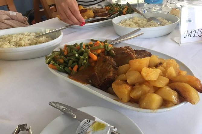Douro Valley and Régua Panoramic Cruise with Lunch from Porto - The long glide toward Porto