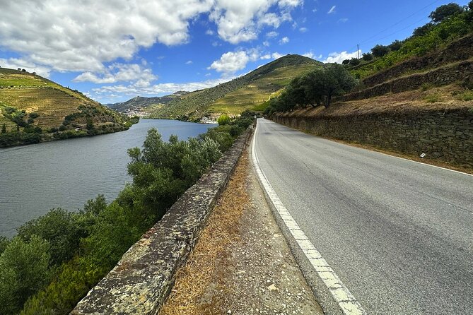 Douro Valley Full Day Tour with River Cruise and Wine Tastings - A quiet Rabelo boat ride from Pinhão