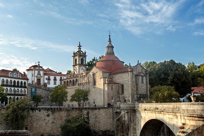Douro Valley: Historical Sites, Wine Experience, Lunch & Cruise - Why this Douro day trip works well from Porto