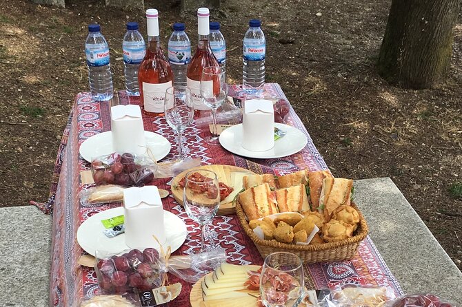 Douro Valley in off road - Private Tour - Quinta Seara dOrdens brings the wine story to the farm