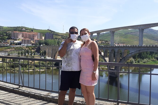 Douro Valley Premium with wine tasting lunch and boat - Key points at a glance