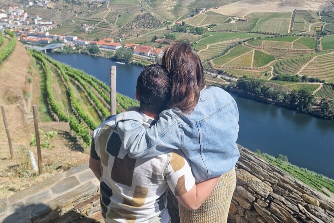 Douro Valley-Private Experience-Specialized Guide, Lunch, Boat,wineries,tastings - Key points to know before booking