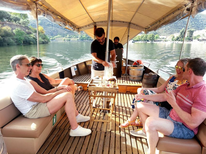 Douro Valley private tour & wine experience including lunch - A one-hour cruise from Pinhão