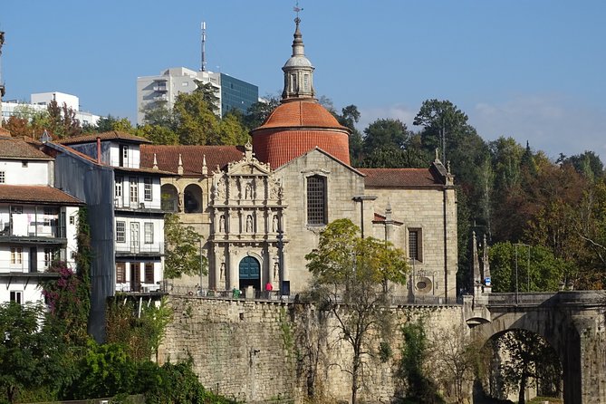 Douro Valley small group tour, Mateus Palace, Lunch and Wine tastings - Mateus Palace brings Baroque style into the day