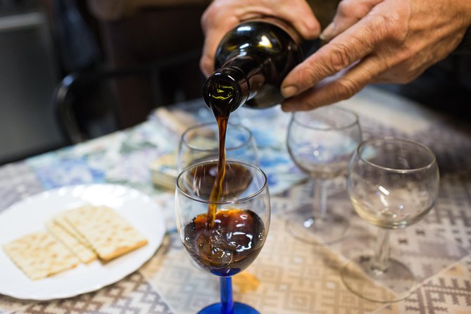 Douro Valley Small-Group Tour with Wine Tasting, Lunch and Boat - A river cruise near Pinhão