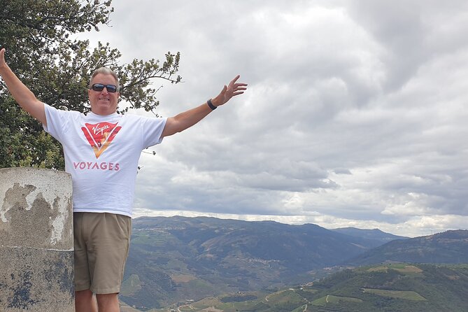 Douro Valley Tour Wine and breathtaking views - Pinhão and the famous N222