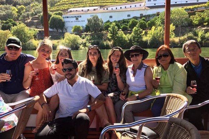 Douro Valley Tour: Wine Tasting, Cruise and Lunch from Porto - Viewpoints and the ride back to Porto