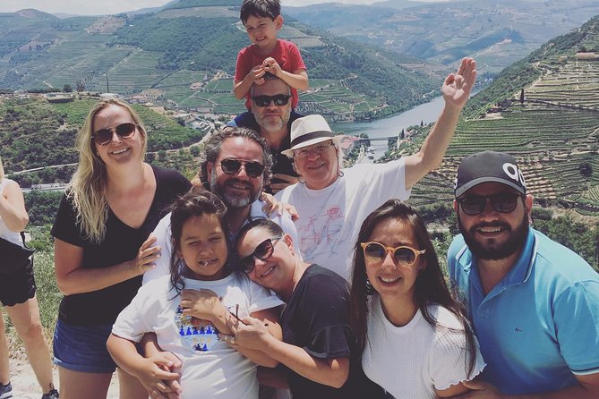 Douro Valley Tour: Wine Tasting, Cruise and Lunch from Porto - Meeting at Lapa Church and heading east