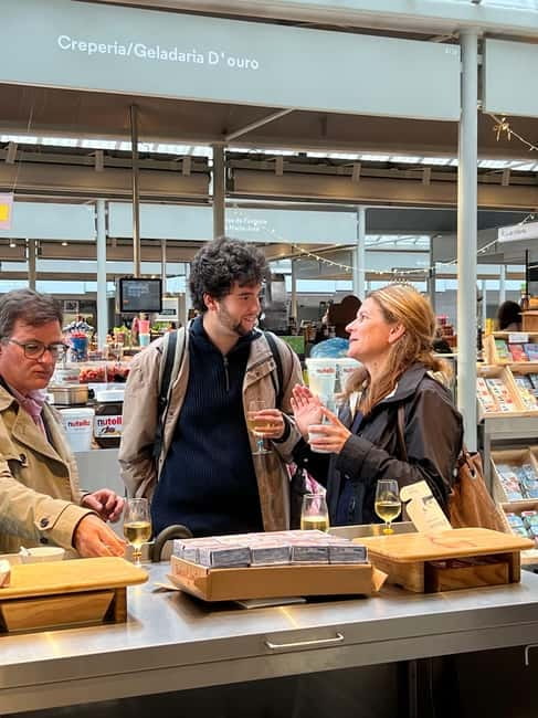 Eat your way through Porto! - A tavern stop for beer and petiscos