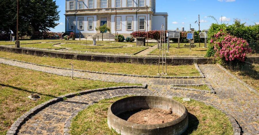 Exclusive visit to the Geophysical Institute of Porto - Key points to know before you book