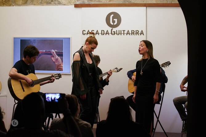 Fado by Casa da Guitarra - Who should book this experience?