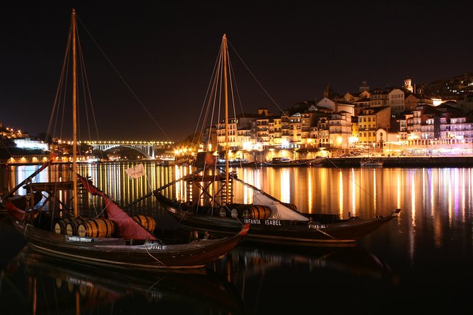 Fado Dinner Show and Night Lights Tour in Porto - Fado gives the evening its emotional center