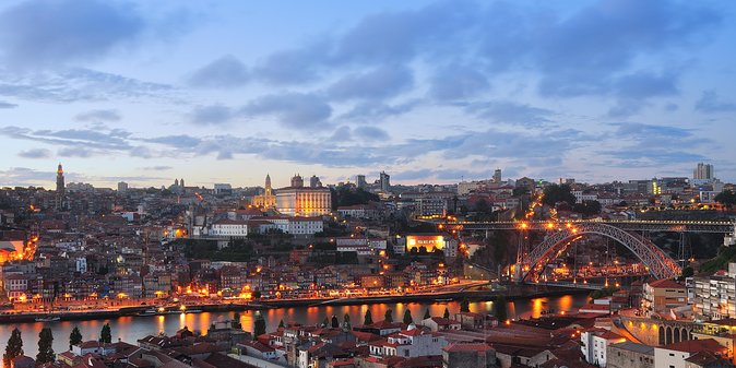 Fado Dinner Show and Night Lights Tour in Porto - A Portuguese meal, with some important fine print
