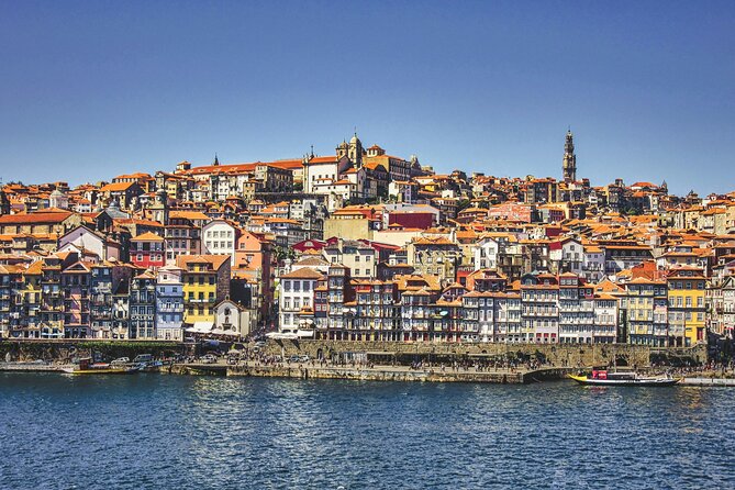 Fado Tour with Guide, Dinner & Live Show in Porto - The practical shape of the four-and-a-half-hour evening