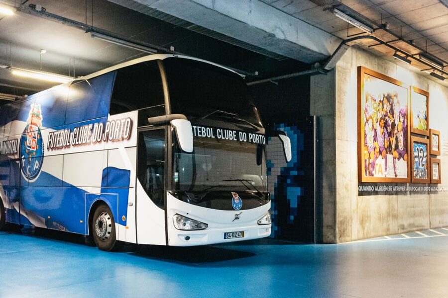FC Porto: Museum & Tour - Language, access, and family considerations