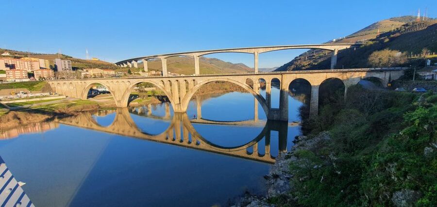 From Gaia Douro Valley Tour Wine Tasting River Cruise Lunch - Pinhão from land and water