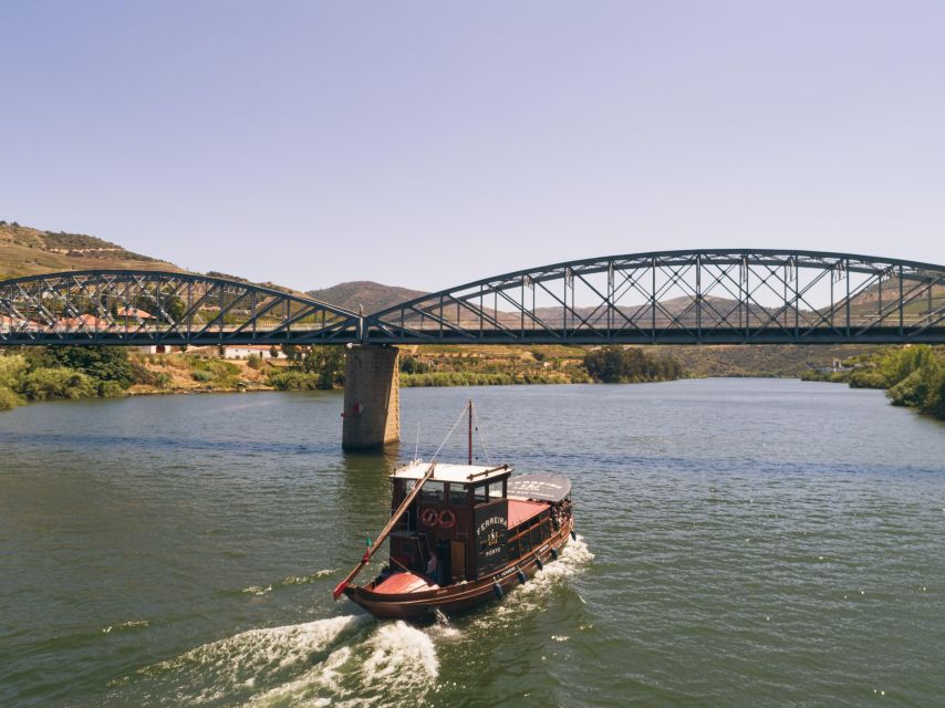 From Pinhão: Douro Valley Rabelo Boat Tour with Audio Guide - Why the Douro looks different from the river