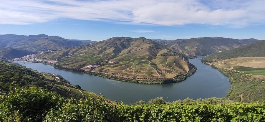 From Pinhão: Douro Valley Tour w/ Wine Tasting and Boat Trip - Key points at a glance