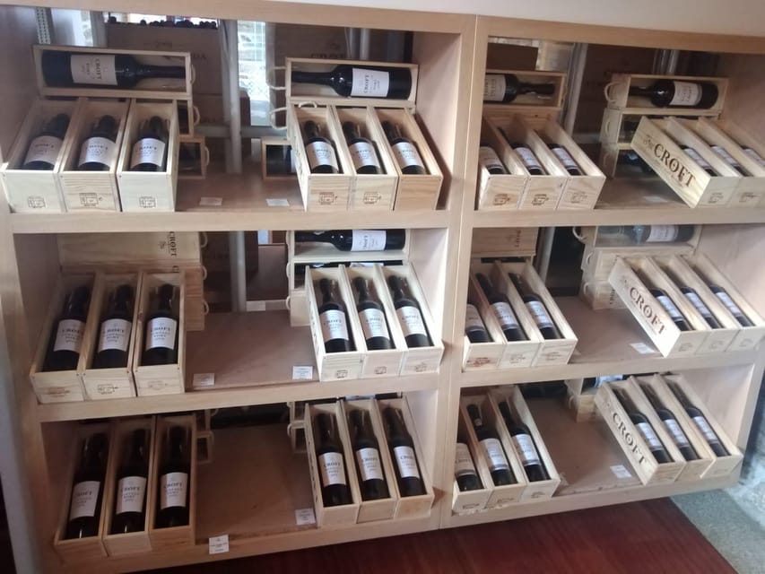 From Pinhão: Douro Valley Tour w/ Wine Tasting and Boat Trip - What happens at the local winery