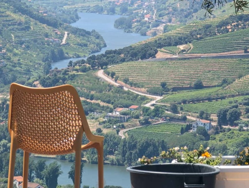 From Porto: 2 Wine Regions, Farm-to-Table Lunch & Boat - Free time and the Pinhão boat ride