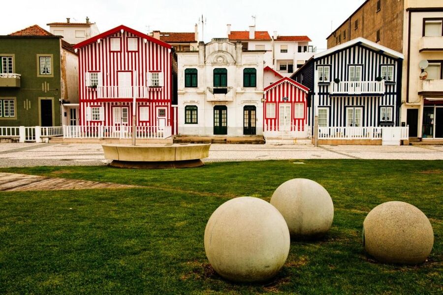 From Porto: Aveiro Half-Day Tour with 1-Hour Cruise - Aveiro’s canals and Art Nouveau center