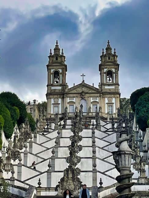 From Porto: Braga and Guimarães Day Tour with Lunch - Braga Cathedral and the final city visit