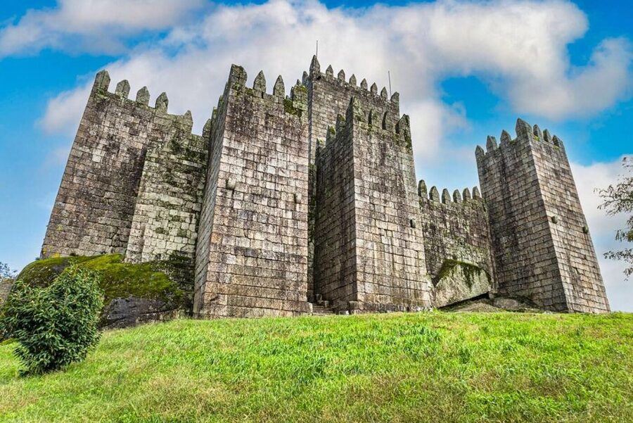 From Porto: Braga & Guimarães full day experience with lunch - Bom Jesus do Monte and the famous staircase
