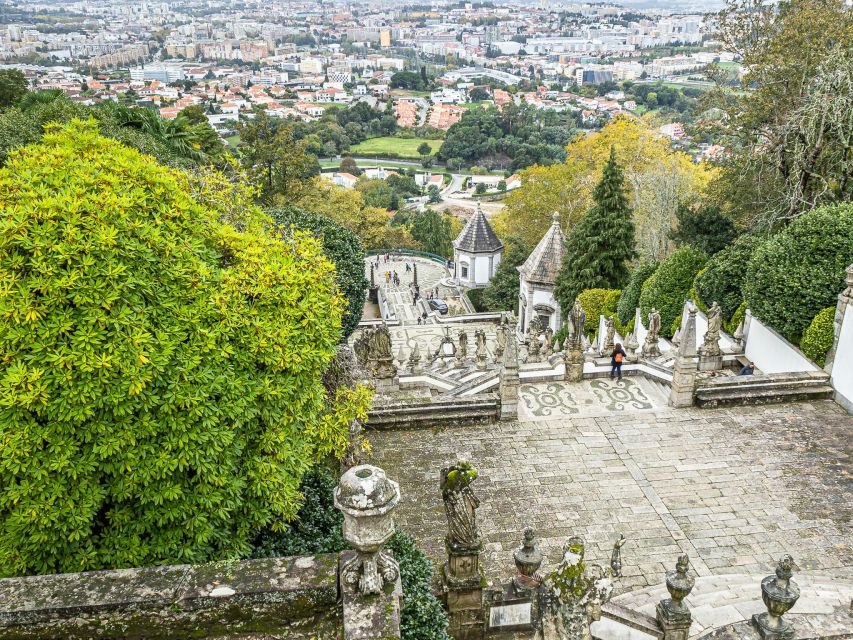 From Porto: Braga & Guimarães full day experience with lunch - How the transport and timing shape the day
