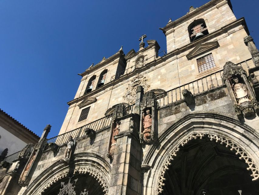 From Porto: Braga & Guimarães with Lunch Small Group Tour - Guimarães Castle and Portugal’s beginnings