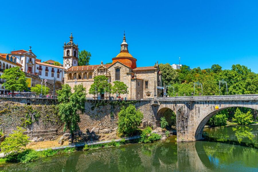 From Porto: Full-Day Douro Valley Trip - Guides, drivers, and the feel of the day