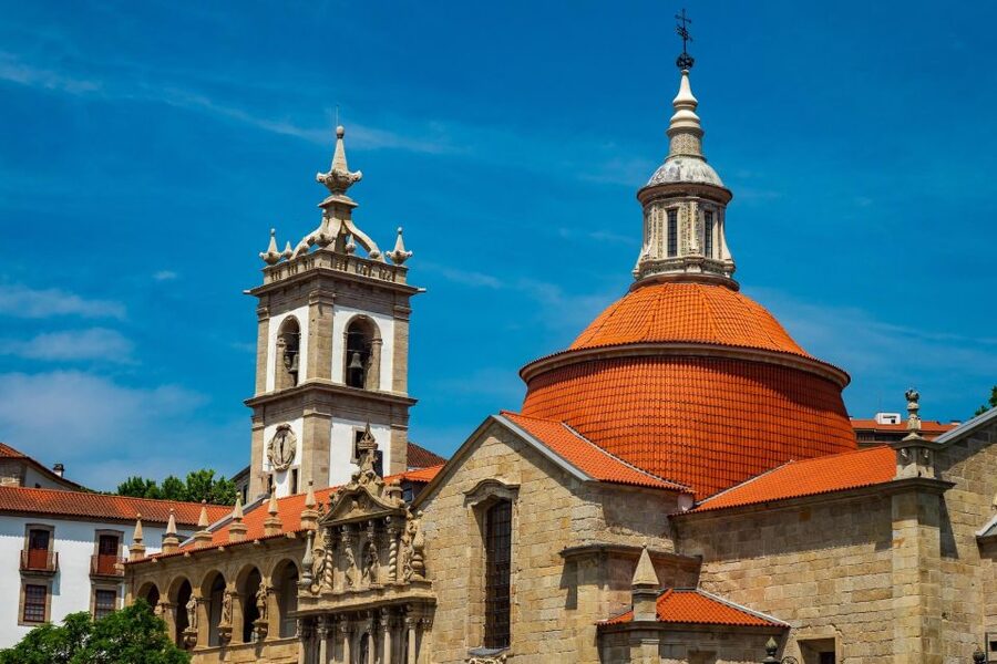 From Porto: Full-Day Douro Valley Trip - The one-hour cruise from Pinhão