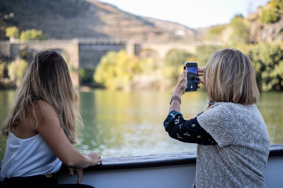 From Porto: Full-Day Douro Valley & Wine Tour with Lunch - What the price includes, and what it does not