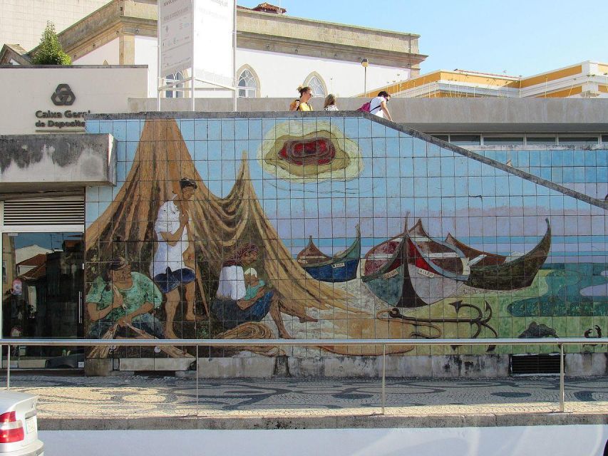 From Porto Private Tour Half Day in Aveiro and Costa Nova - What $300 means for three people