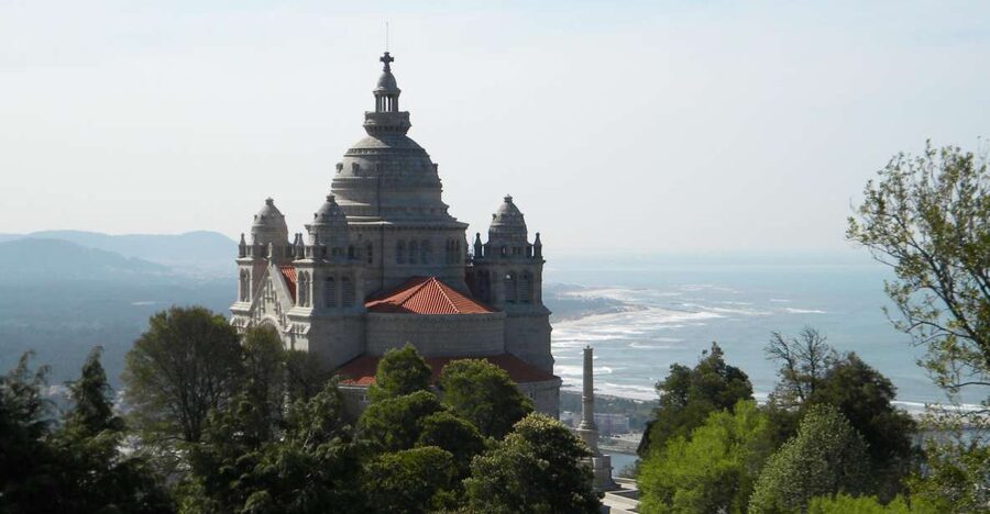 From Porto: Viana Castelo and Ponte Lima Private Tour - The Guide Can Make or Break the Day