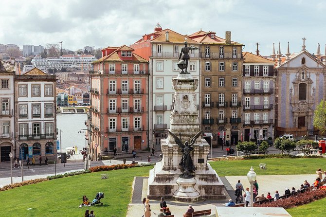 Full Coverage Porto Private City Tour - Rua da Galeria de Paris after the monuments