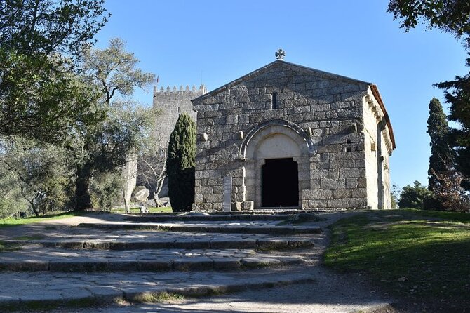 Full-Day Braga & Guimarães Guided Semi-Private Tour with Lunch from Porto - São Miguel do Castelo and Largo da Oliveira