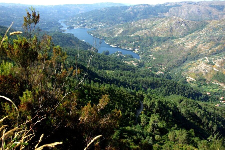 Full Day Tour in Peneda Gerês National Park - The Pedra Bela viewpoint and short walking stops