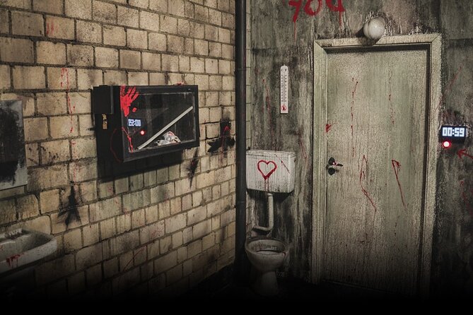 Game Over - Ultimate Escape Room Private Experience - How the clues and hints shape the game