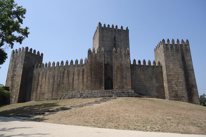 Guimarães & Braga Port Private Tour with Lunch and Green Wine - Why Guimarães makes the first stop worthwhile