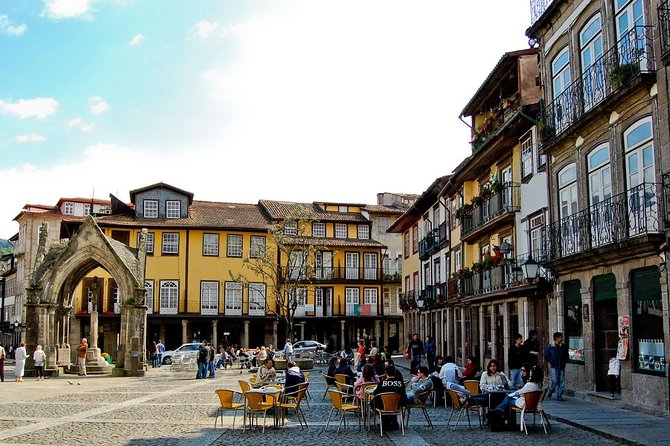 Guimarães & Braga Port Private Tour with Lunch and Green Wine - The private vehicle and a long day from Porto