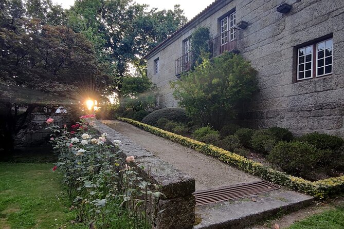 Guimarães & Braga Port Private Tour with Lunch and Green Wine - Is $295.87 a fair price?