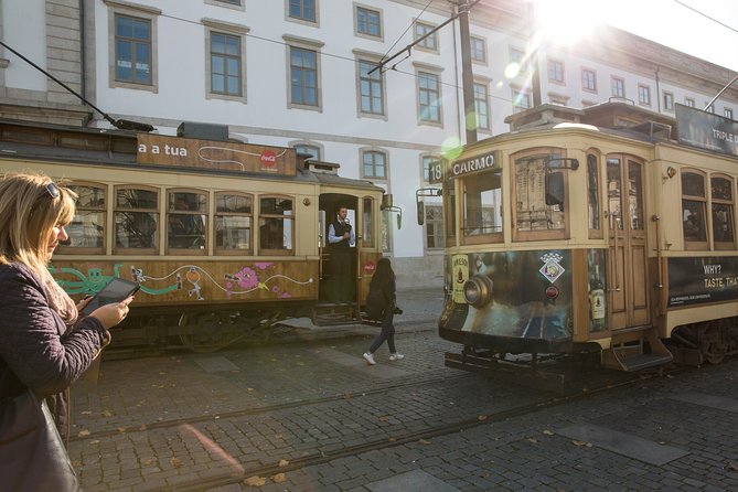 Half Day City Tour with Six Bridges Cruise and Wine Tasting - Crossing to Gaia and visiting a port cellar