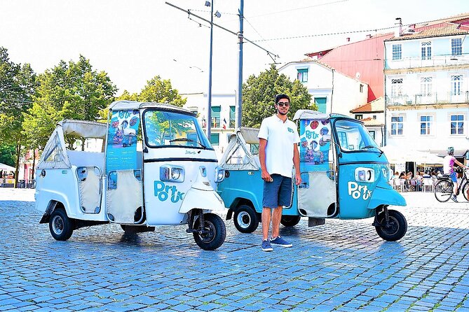 Half Day Private Tour in TukTuk Porto Jewish Heritage - Guide quality, substitutions, and the personal touch
