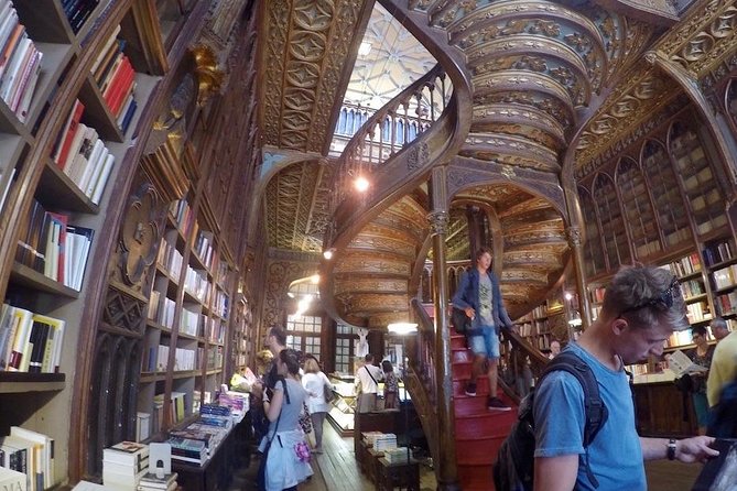 Harry Potter and Lello Bookshop Tour : Highlights and Hidden Gems - Lello Bookshop and Porto’s literary appeal