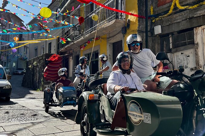 Highlights of Porto on a glamorous sidecar - Half Day - Tilework away from the crowds