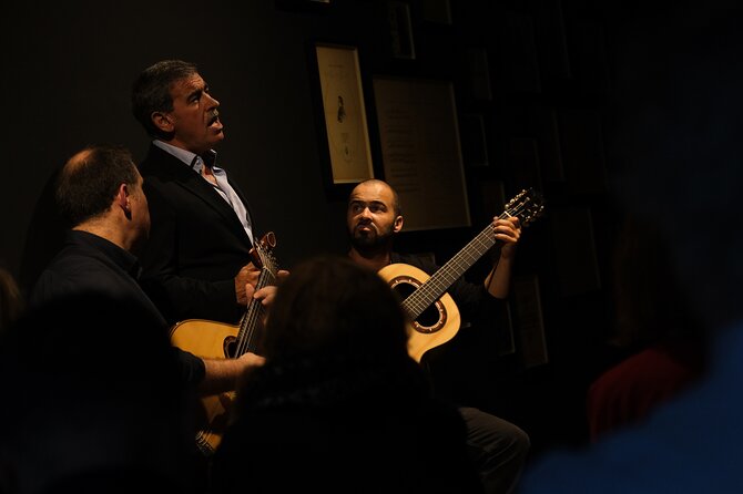 Ideal Clube de Fado - Finding the Ideal Clube de Fado