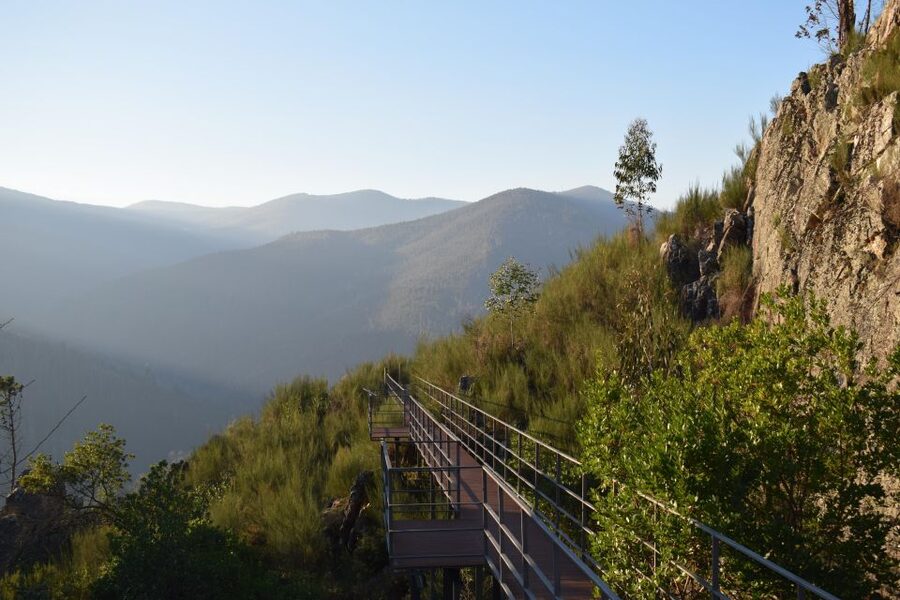 Jeep Tour Paiva Valley + 516 Arouca Bridge - What the guide adds to the day