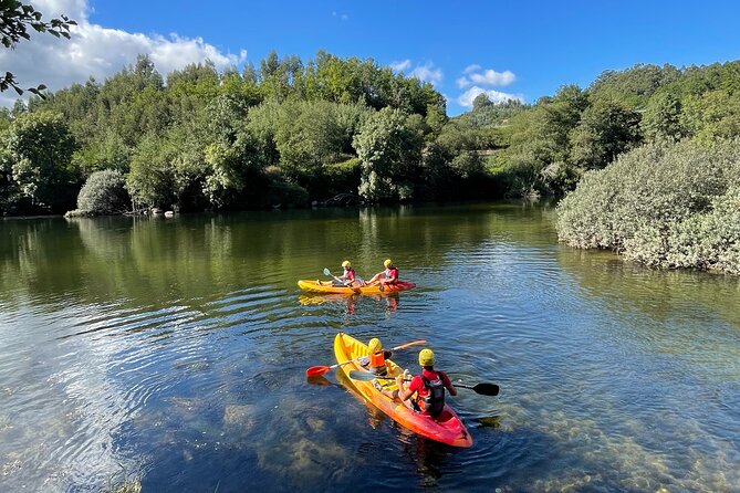 KAYAK TOUR: Descend the Beautiful Lima River - The halfway snack stop